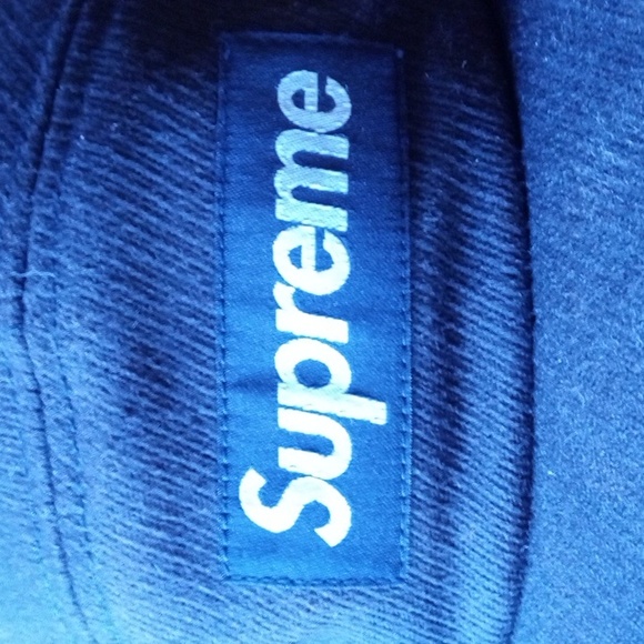 Supreme Hat - Picture 8 of 8